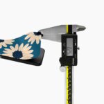 Vinilo Daisy Floral para iPhone 15 Pro - Imagen 3